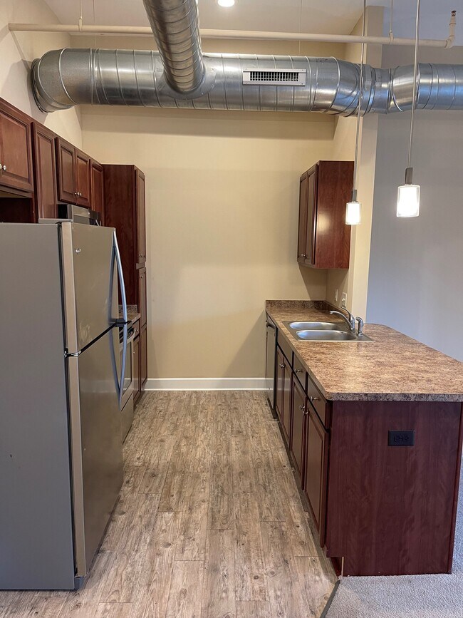 North Plymouth Terrace, Rochester, NY 14614 - photo 4