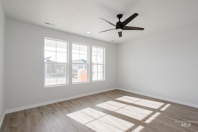 3016 E Boulder Basin Dr, Kuna, ID 83634 - photo 7