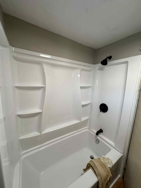 1247 Leishman Ave Unit REAR A, New Kensington, PA 15068