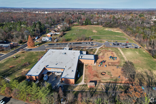 The Pennington School in Manassas serves families and students of Prince William County.