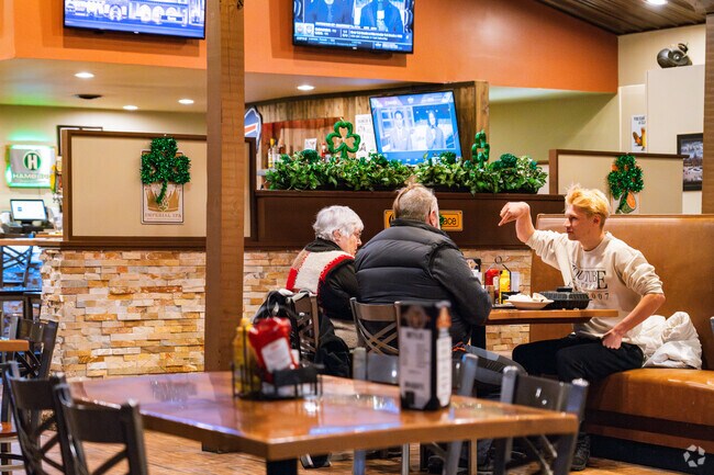 Locals of Hanover gather on the weekends at Buddy Brewster’s Ale House.