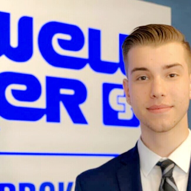 Agent Photo