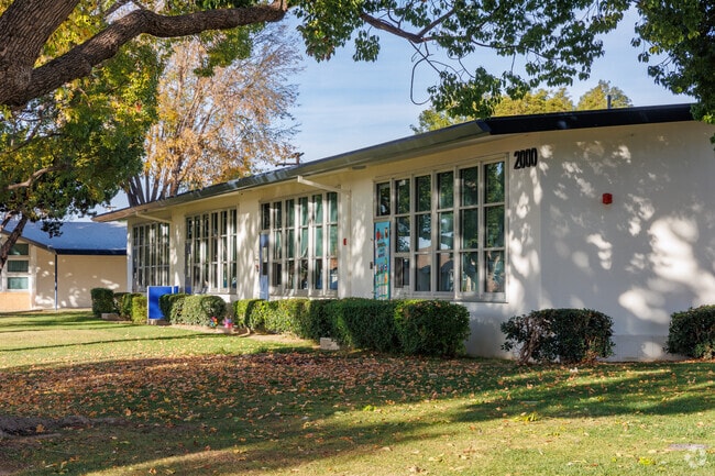 Holmes Elementary School nurtures a learning environment for all students.