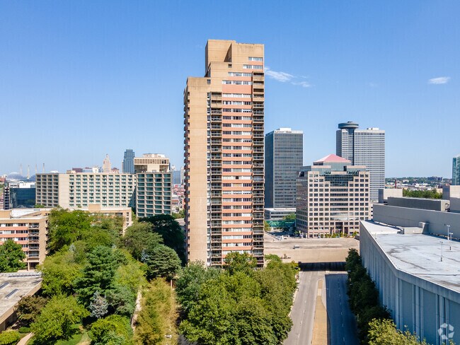 About San Francisco Tower, Kansas City MO | HOAs, Reviews