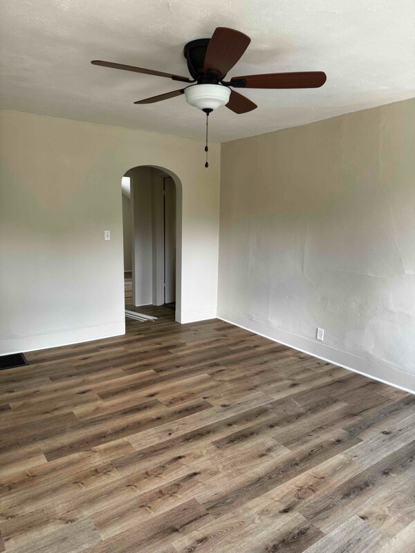 452 N Market St, Galion, OH 44833 - photo 3