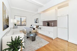 212 W 91st St Unit 1035, New York, NY 10024