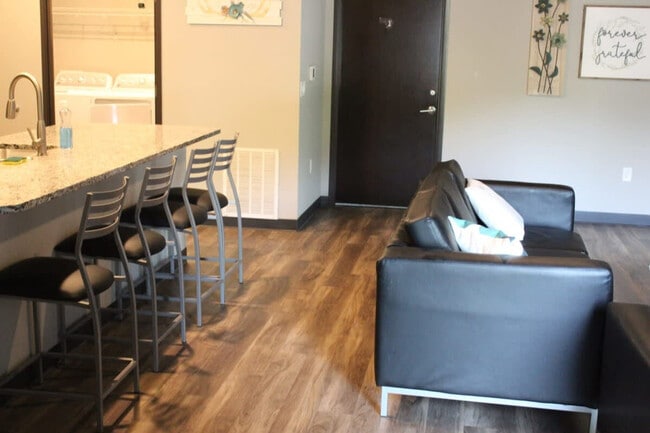 1206 S 4th St unit ID1261664P, Ames, IA 50010 - photo 4