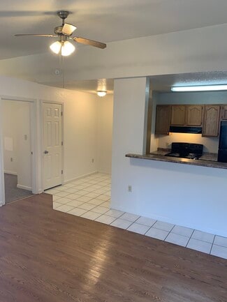 2704 Wakefield Dr Unit 1, Jonesboro, AR 72404