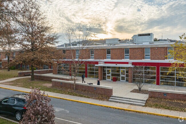 Red Land Senior High School teaches students in grades 9-12 and has a B rating on Niche.