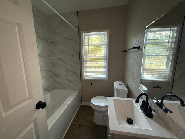 16255 Lilac St, Detroit, MI 48221 - photo 4