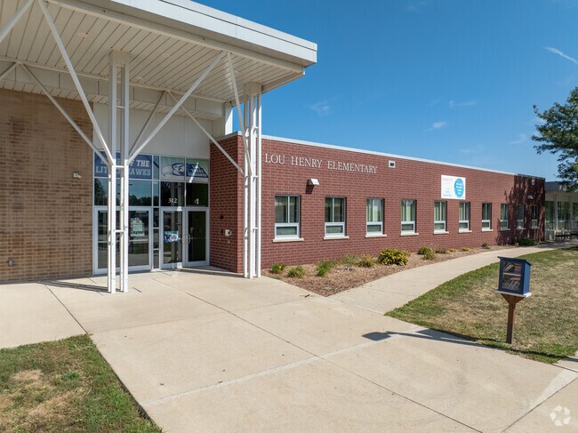 Lou Henry Elementary in Waterloo creates a supportive space for all students.