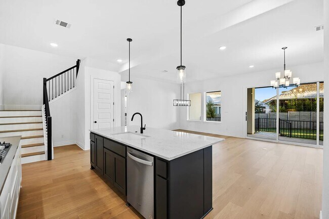 100 Blackberry Cove unit 37254442, Georgetown, TX 78628 - photo 3