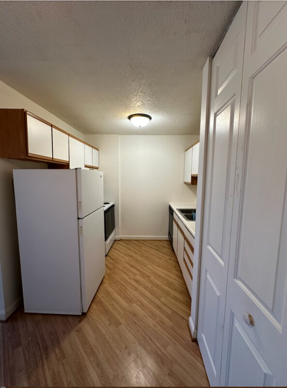 1508 State Hwy 1 unit 306, Thief River Falls, MN 56701 - photo 2