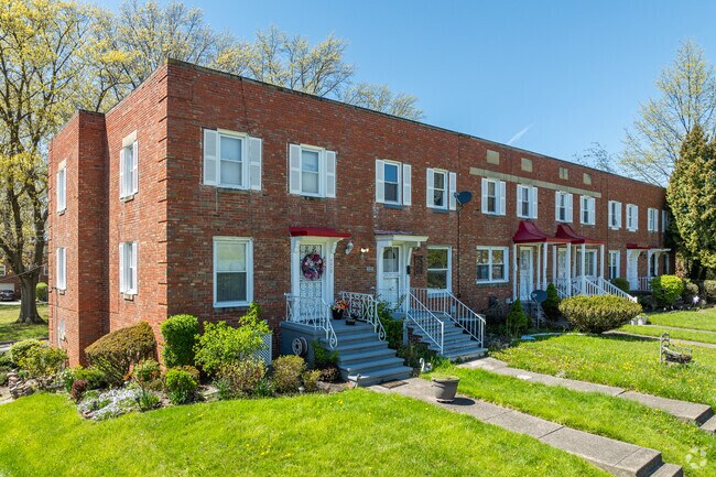 Highland Hills offers multifamily and townhouse complexes.