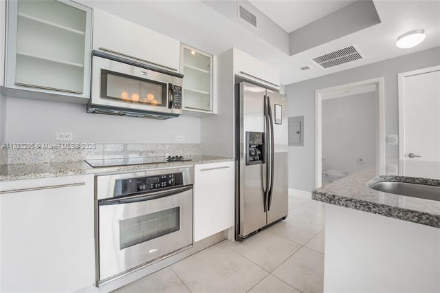 Marina Blue unit 5407, Miami, FL 33132 - photo 3