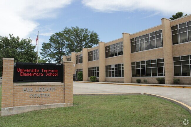 At University Terrace Elementary School, technology is at the heart of learning.