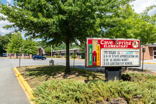 The entrance to Cave Spring Elementary School.