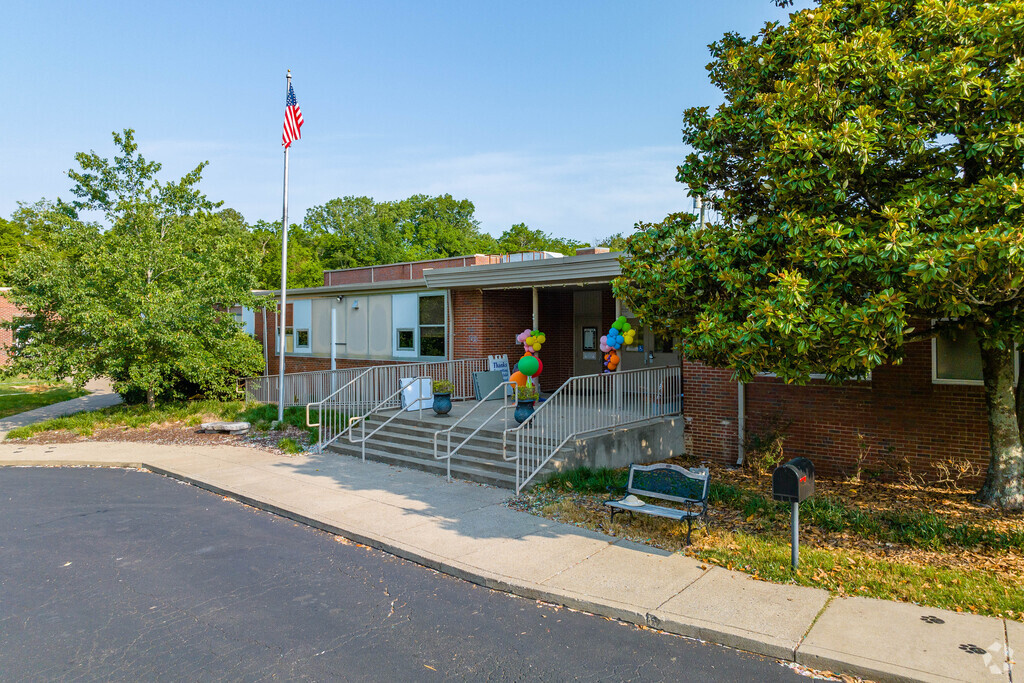 Percy Priest Elementary School, Nashville TN Rankings & Reviews - Homes.com