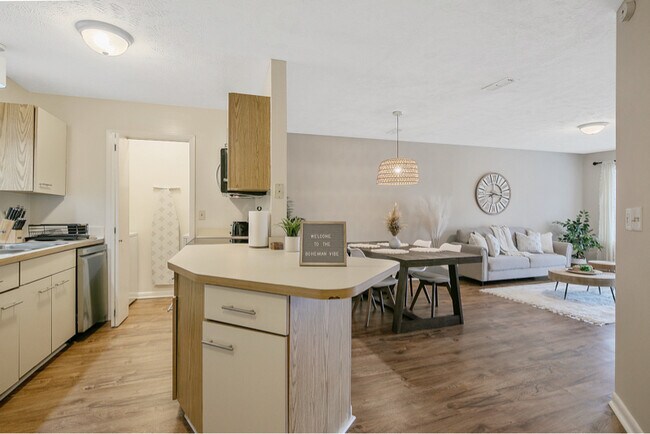 1006 Brookhollow Dr unit 9, Fayetteville, NC 28314 - photo 7