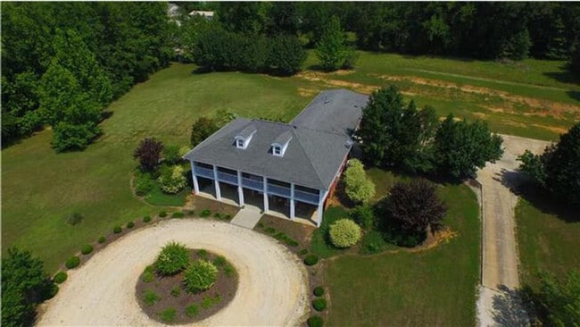 198 Schools Dr unit ID1343304P, Camden, TN 38320 - photo 6