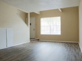 1601 N Shackleford Rd, Little Rock, AR 72211