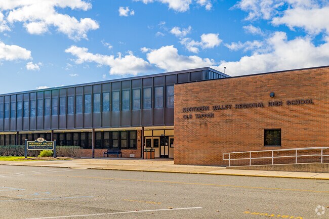 Northern Valley High School provides excellent academic programs and classes.