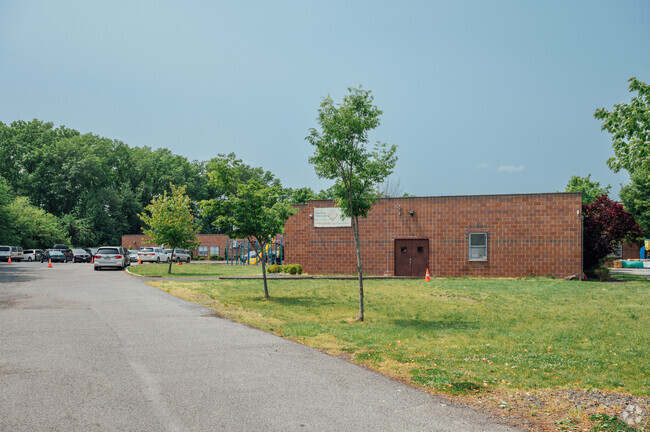 Staten Island Hebrew Academy provides a private education for Staten Island students.