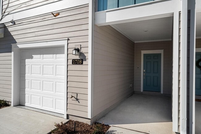 1708 Garden Grove Ct, Jacksonville, FL 32211 - photo 3