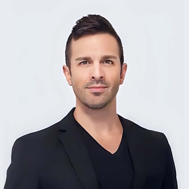 Agent Photo