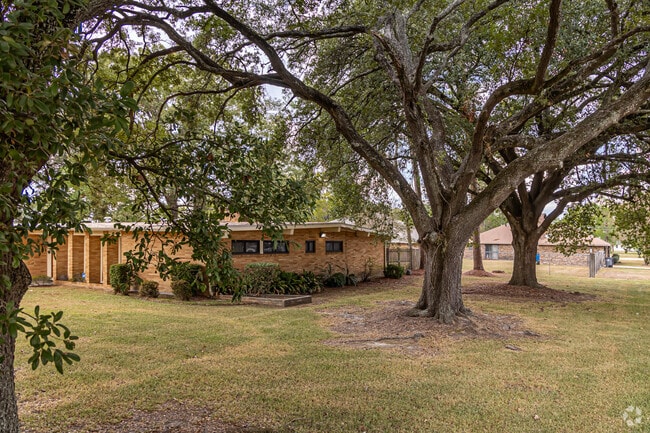 Highland Farms is filled with large shade trees throughout the neighborhood.