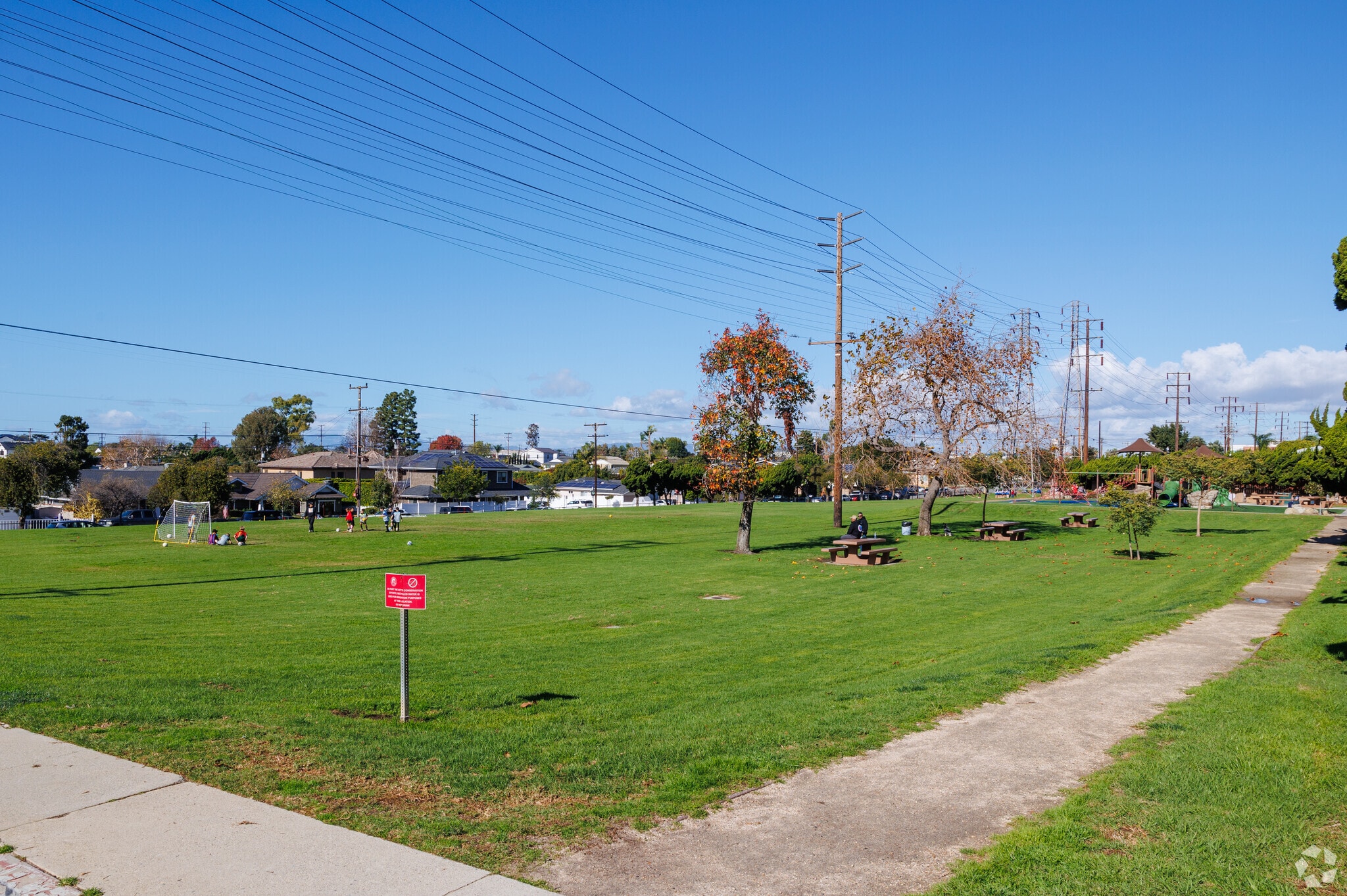 About El Segundo Schools, Demographics, Things to Do