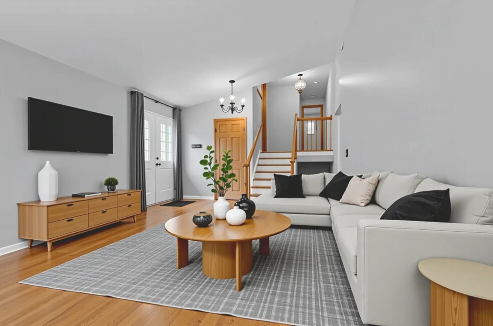 608 Lavergne Ave, Wilmette, IL 60091 - photo 1