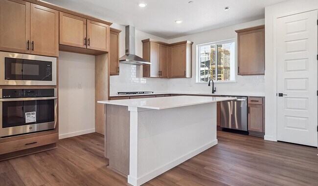 11469 E Briarwood Cir, Centennial, CO 80112 - photo 5