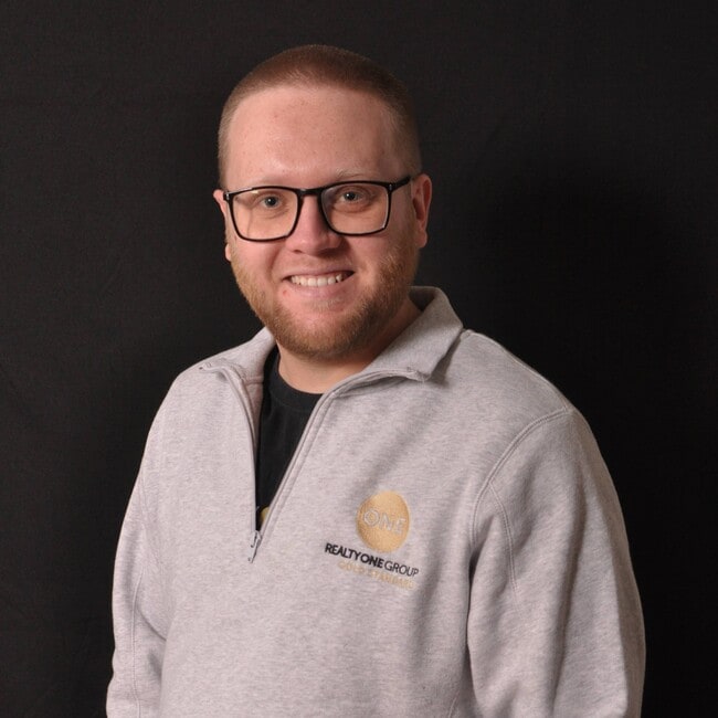 Agent Photo