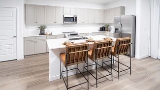 8471 Anker Way, Elk Grove, CA 95757