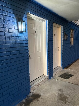 3609 Golden Dr, Chalmette, LA 70043