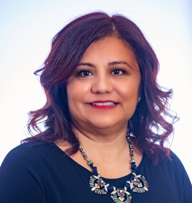 Morena G Morales