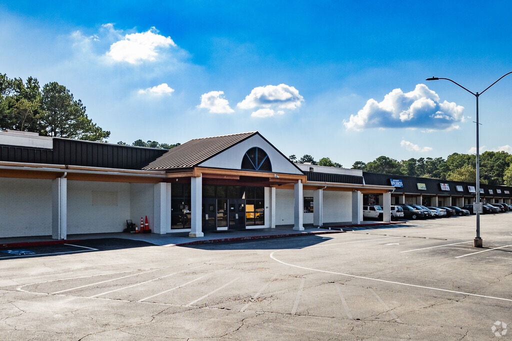 DeKalb Brilliance Academy is a public, charter school located in Southwest Dekalb.