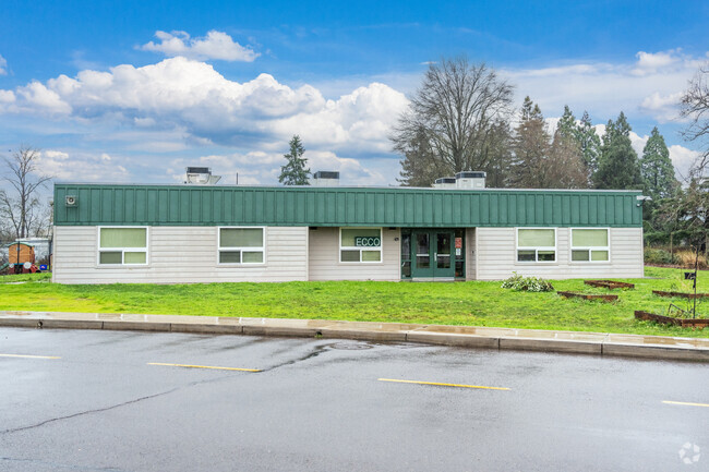Early College and Career Options is an alternative high school serving grades 10-12 in Eugene.