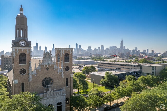 St Stanislaus Kostka Academy is located in Wicker Park, close to Downtown Chicago, IL.