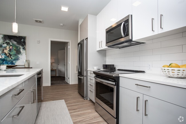 Avenu at Natick 62+ Active Adult Apartment Homes, Natick, MA 01760 - photo 4