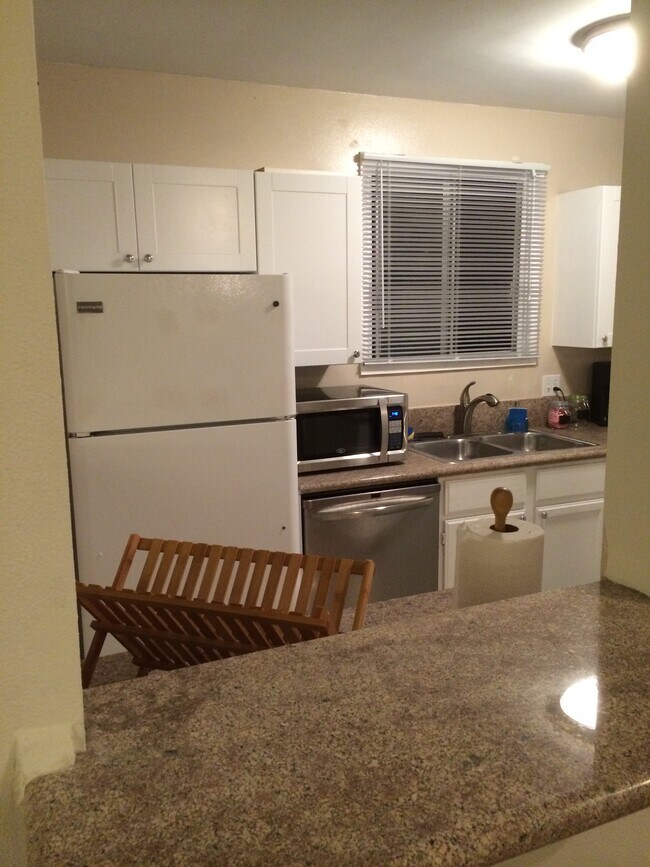 536 39th W St, Los Angeles, CA 90731 - photo 7