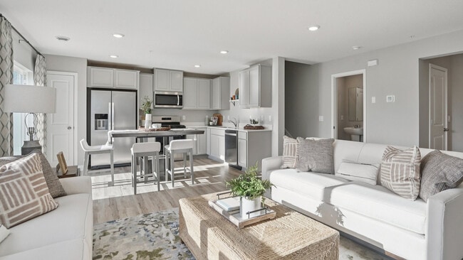 17555 Driscoll Place, Lakeville, MN 55024 - photo 4