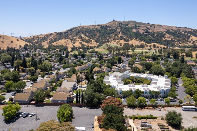 Chantillery in South San Jose offers affordable homes near lush hills, with scenic trails of Santa Teresa County Park just steps away.