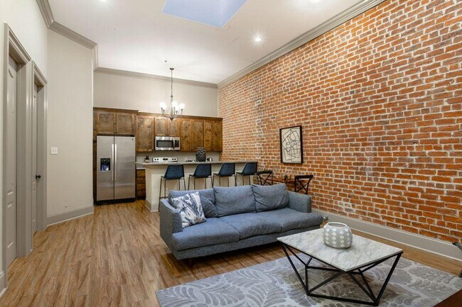30 Baronne St unit ID1266985P, New Orleans, LA 70112 - photo 6