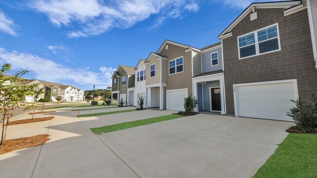 140 Yarrow Way, Moncks Corner, SC 29461 - photo 3