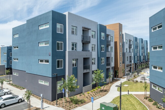 Axis at Davis, Davis, CA 95618 - photo 3