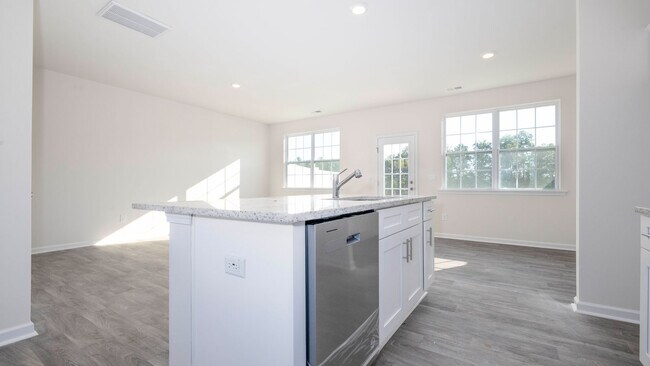 7155 Royal Ascot Dr, Whitsett, NC 27377 - photo 6