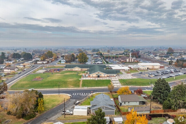 Hilton Elementary School