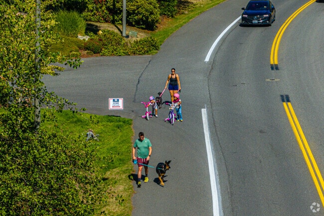 The McCormick Woods neighborhood is very walkable.